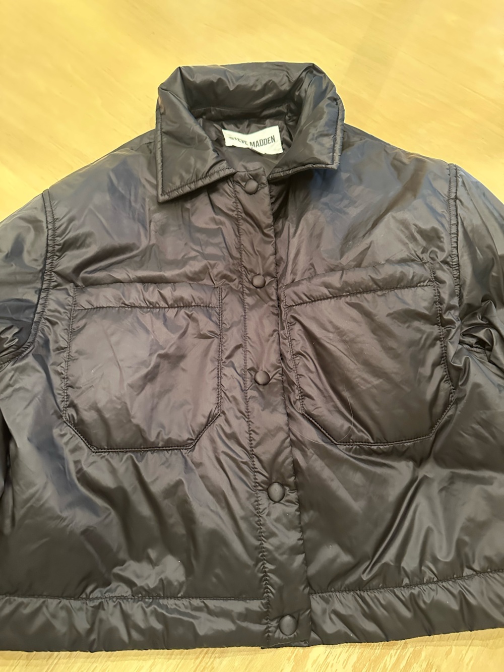 Steve Madden light weight short puffer jacket size M worn once